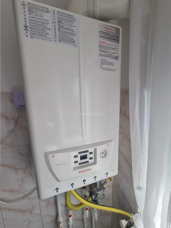 Apartament 2 camere et 2 zona 300 Cuza Voda langa Pompieri - foto 1