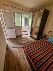 Apartament 2 camere et 2 zona 300 Cuza Voda langa Pompieri - foto 10