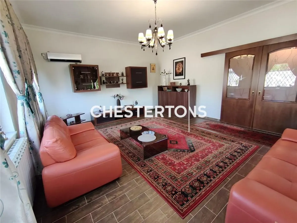 House / villa for sale 160 sqm in Cornetu - foto 12