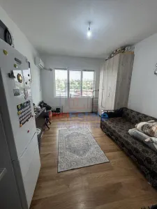 Garsoniera 20 mp de vanzare - zona Dacia - Iasi