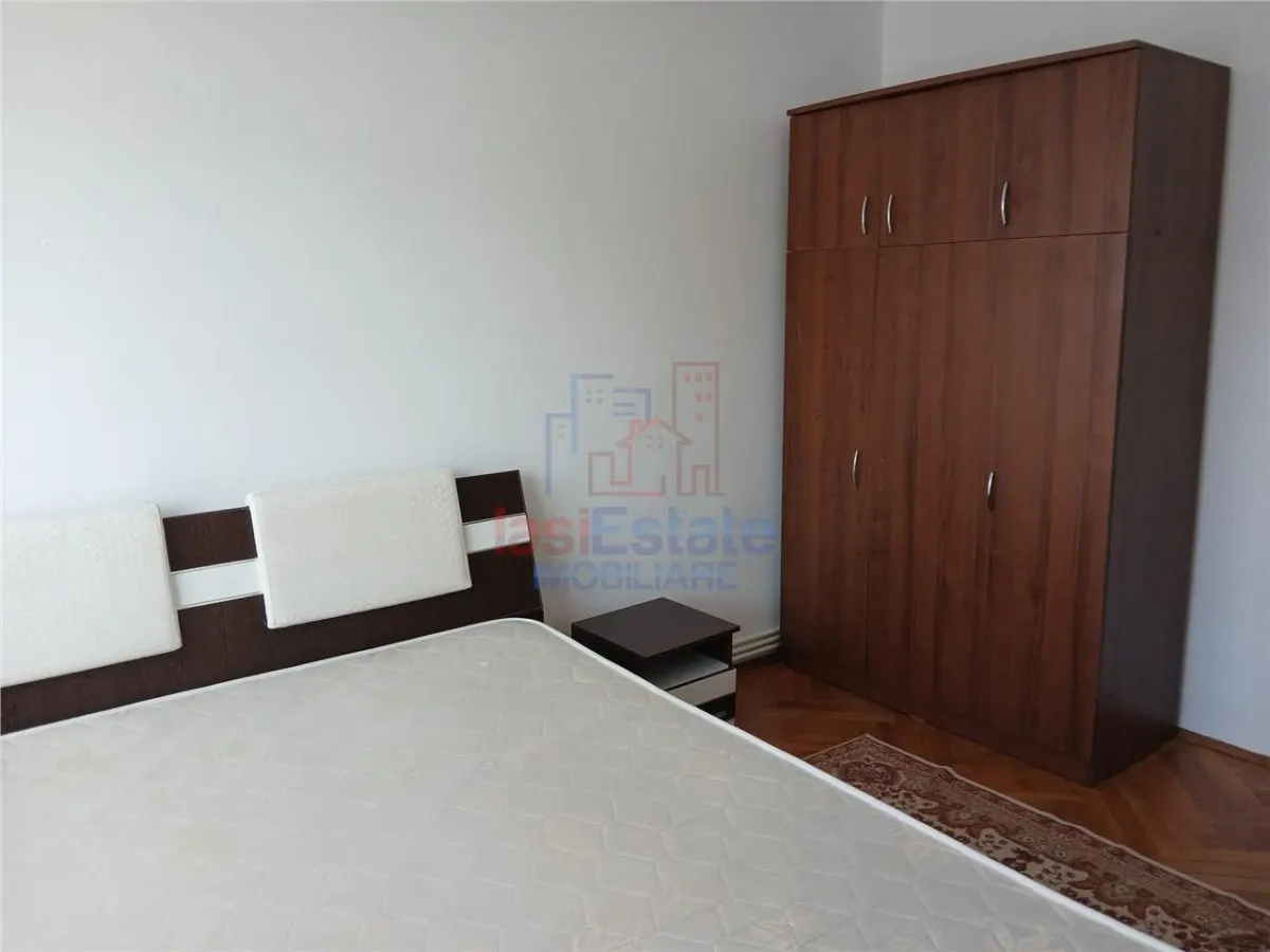 Apartament 2 camere decomandat, 55 mp, Podu Ros - etaj 3, centrala proprie - foto 3