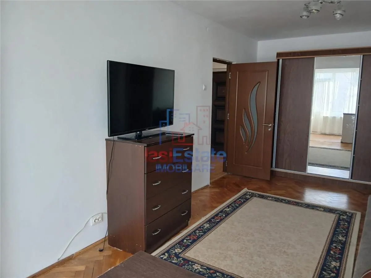 Apartament 2 camere decomandat, 55 mp, Podu Ros - etaj 3, centrala proprie - foto 4