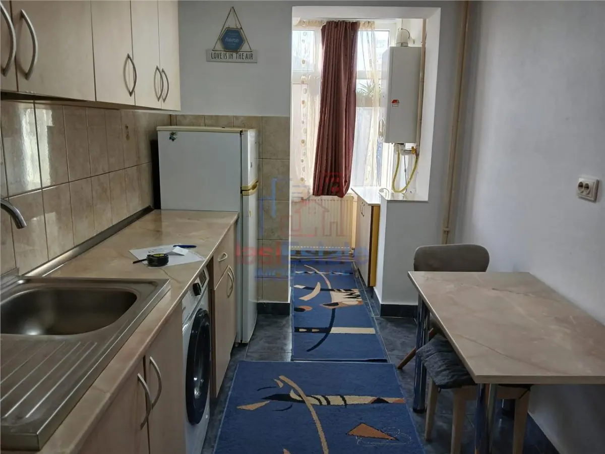 Apartament 2 camere decomandat, 55 mp, Podu Ros - etaj 3, centrala proprie - foto 5