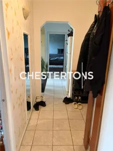 Apartament mobilat, cu 3 camere, Drumul Taberei, Valea Argesului - foto 11
