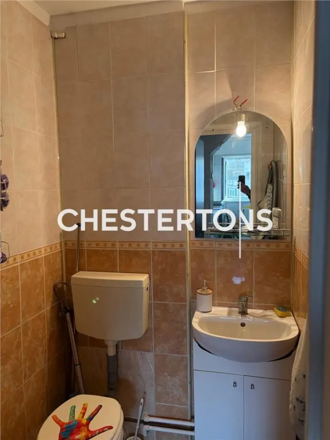 Apartament mobilat, cu 3 camere, Drumul Taberei, Valea Argesului - foto 15