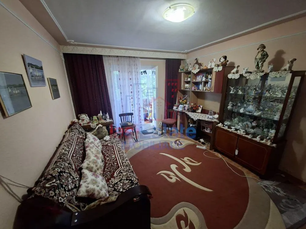 Apartment with 3 bedrooms for sale 51 sqm in Iasi, Dacia area - foto 2