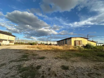 BERZOVIA, OPORTUNITATE SAU INVESTITIE.!!!..Teren cu 4 Hale, la Drumul National - foto 15
