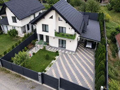 Casa Moderna - 155 mp - 280 mp teren - Burdujeni - Suceava