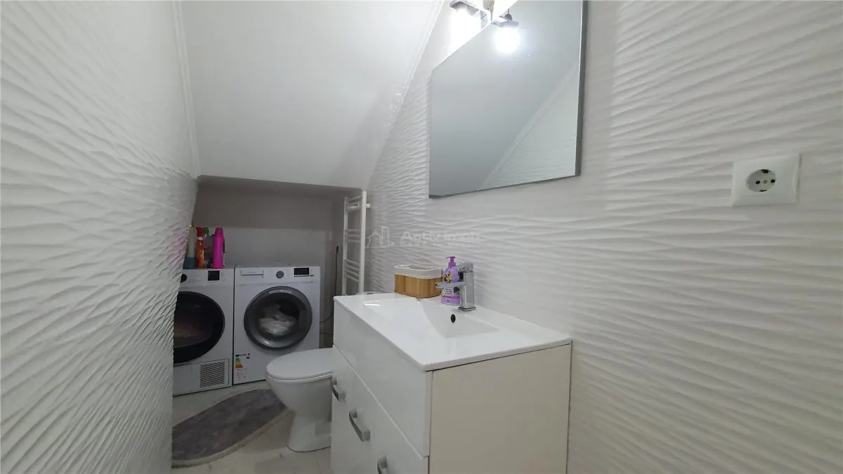 Casa Moderna - 155 mp - 280 mp teren - Burdujeni - foto 14