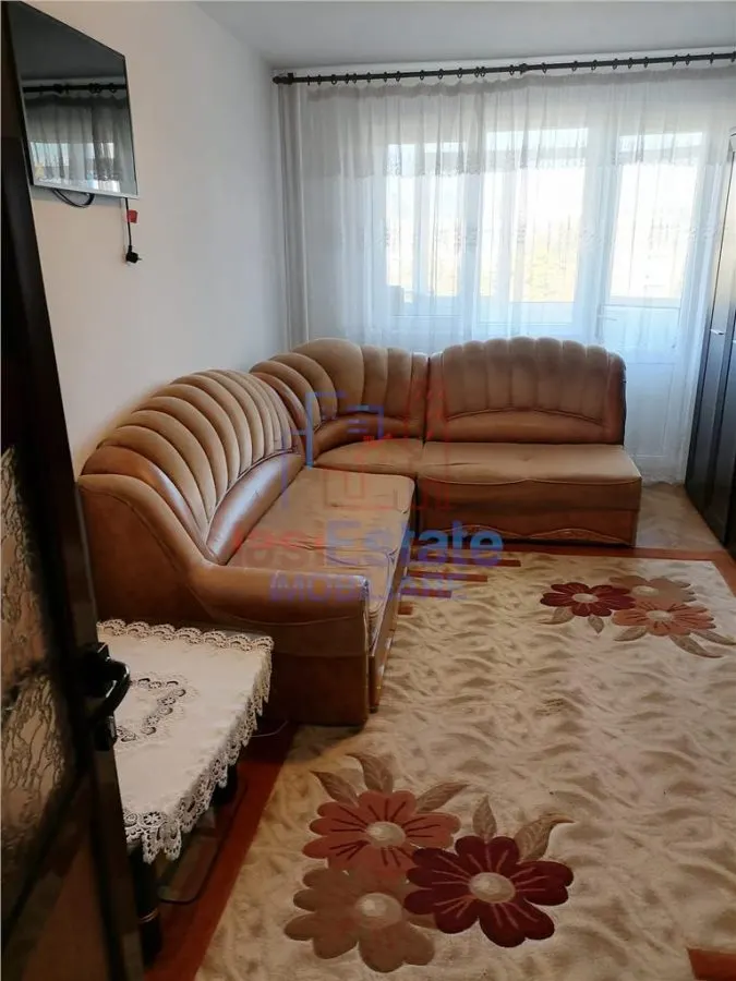 Apartament 2 camere, 50 mp, Splai Bahlui, etaj 4/10 - foto 2