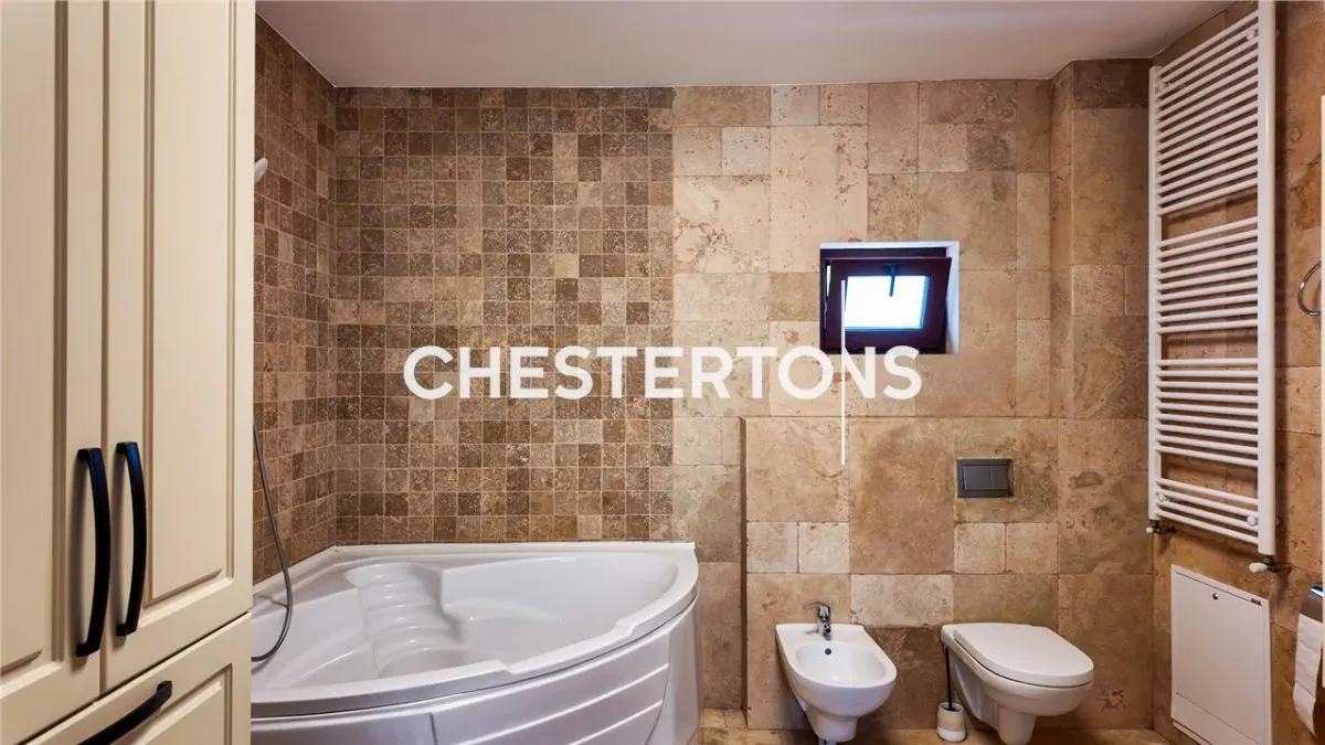 Vila de vanzare, 6 camere, renovata integral in 2021, teren 1.230 mp – Chitila - foto 23