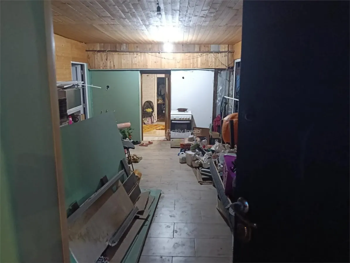 Casa cu 4 camere de vanzare-Teren 300 mp-Soseaua Alexandriei-Intersectie Bulgaru - foto 8