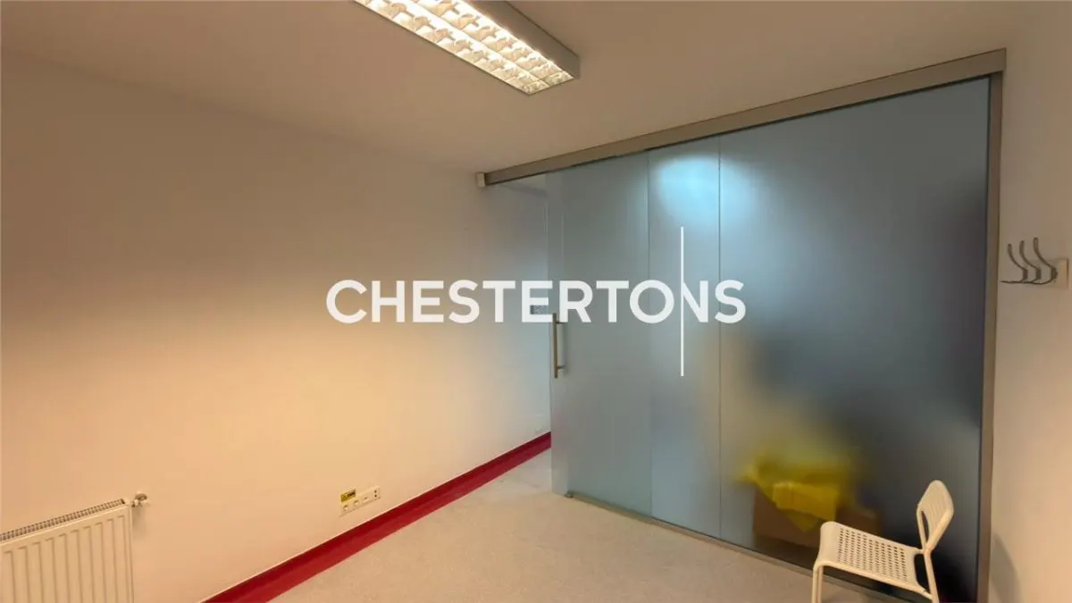 Apartament 3 camere pretabil cabinet medical / salon / birou. Mobilat, utilat in zona Auchan Drumul Taberei - foto 6
