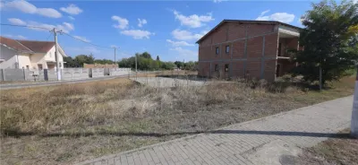Land for sale 636 sqm in Deta - foto 2