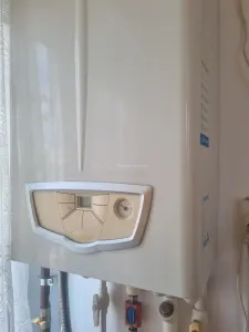 Apartament 3 cam,72 mp , doua bai zona PECO - foto 4