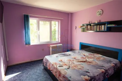 Apartament 3 camere, 68 mp, decomandat, Podu Ros - foto 4