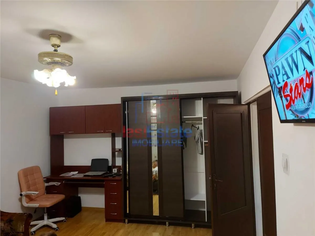 Apartament 1 camera, 40 mp, decomandat, etaj 2 - Dacia - foto 2