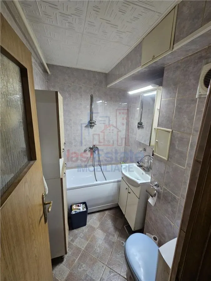 Apartament 3 camere, 54 mp, semidecomandat, etaj 3 - Podu Ros - foto 6