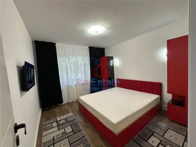 Închiriere apartament - foto 3