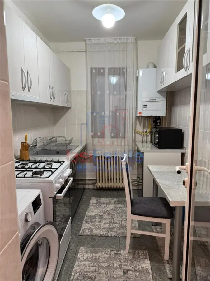 Apartament 2 camere zona Podu Ros - Pasapoarte - foto 21