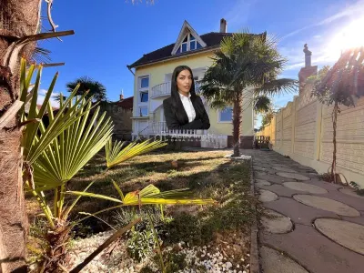 Lugoj, Vila De Lux, 7 Cam., La Cheie, 300 Mp., Utili, 635 Mp., Teren, Priveliste Panoramica, Zona Strand - Lugoj