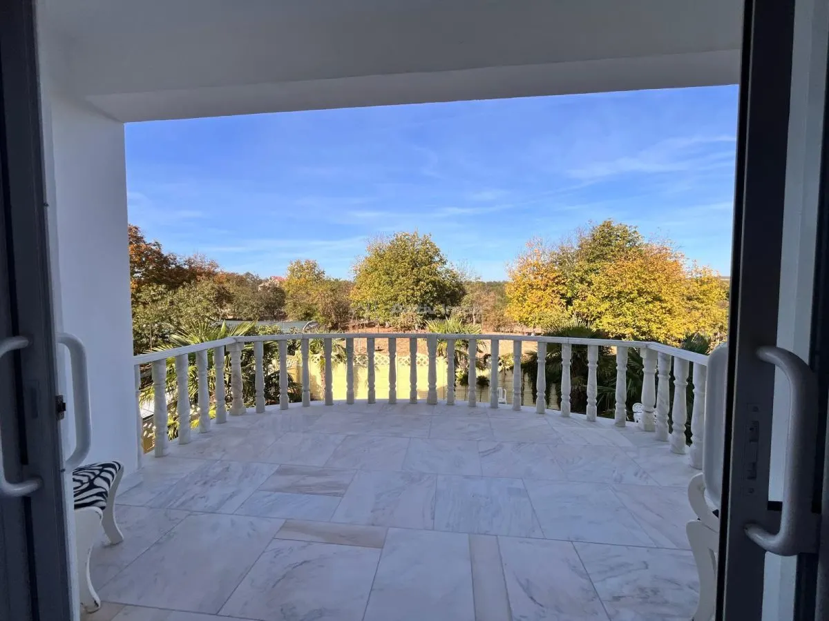 Lugoj, Vila De Lux, 7 Cam., La Cheie, 300 Mp., Utili, 635 Mp., Teren, Priveliste Panoramica, Zona Strand - foto 16