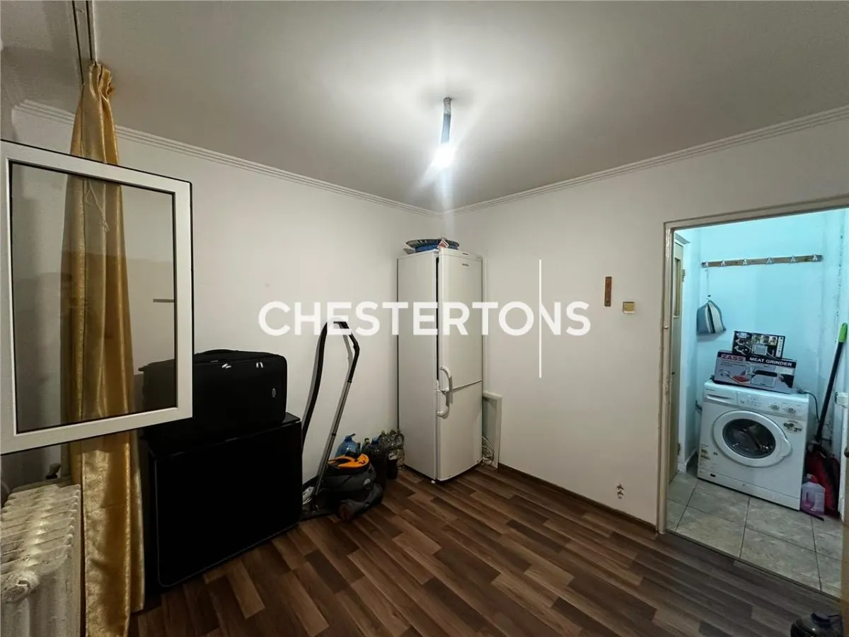 Apartamento Reformado de 2 Dormitorios con Balcón Cerrado, Ferentari - foto 2