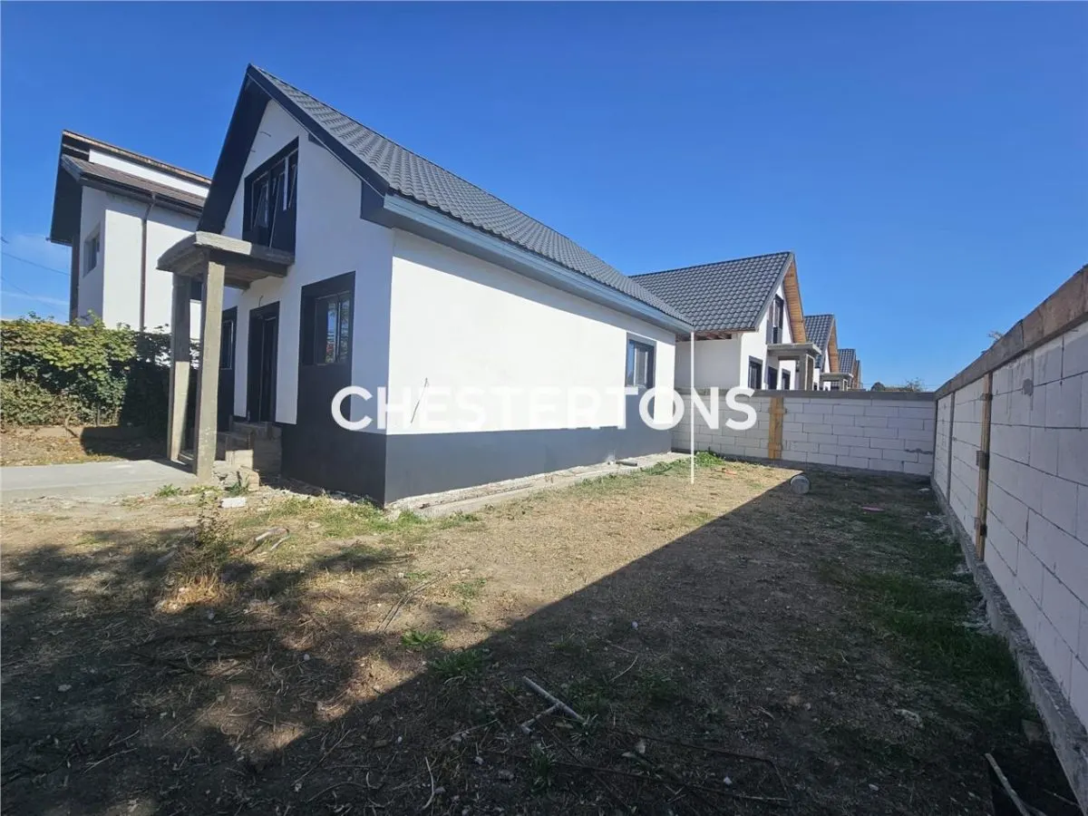 Casa P+M cu teren 270 mp - Ansamblu nou de 5 case, zona linistita Lumina, Constanta - foto 1