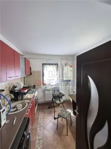 Apartment with 3 bedrooms for sale 70 sqm in Valea Lupului - Valea Lupului