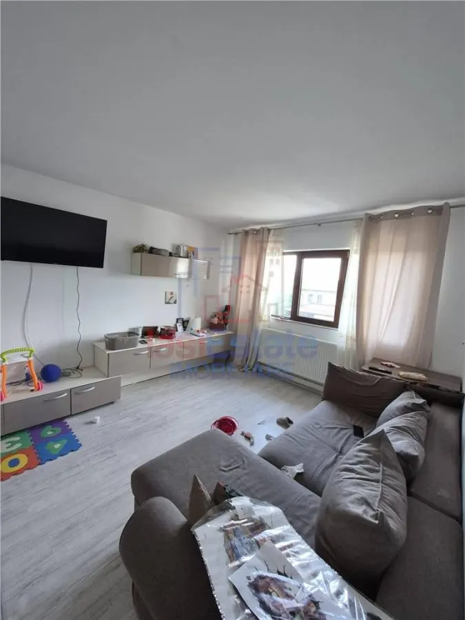 Apartment with 3 bedrooms for sale 70 sqm in Valea Lupului - foto 6