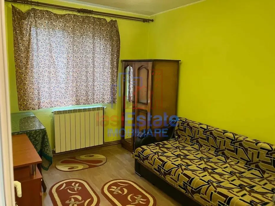 Apartment with 2 bedrooms for sale 35 sqm in Iasi, Podu Ros area - foto 1