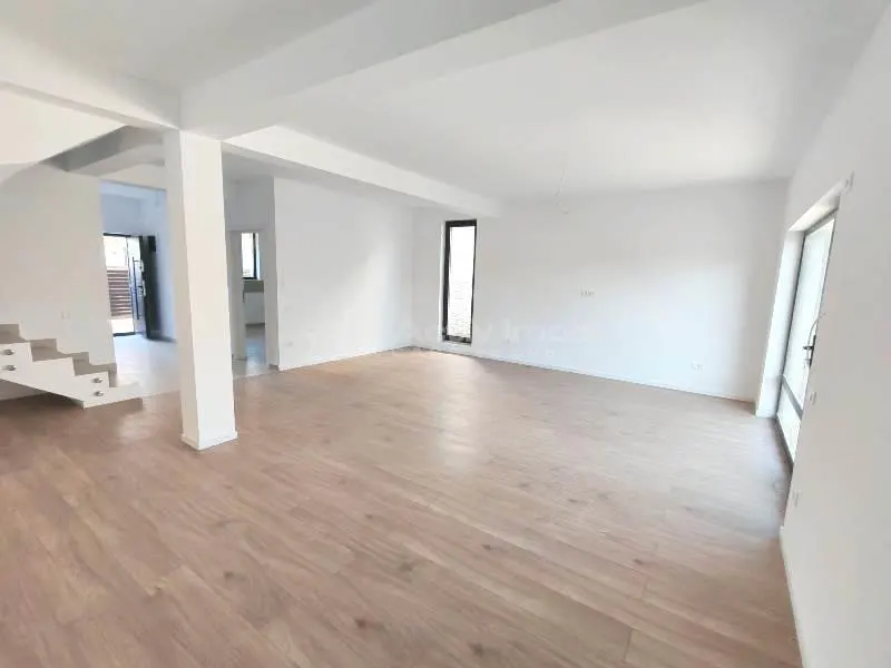 销售 - 现代双联别墅 - Prelungirea Ghencea，Cartierul Latin - €235,000 含增值税 - foto 8