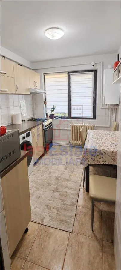 Apartment with 2 bedrooms for sale 55 sqm in Iasi, Alexandru cel Bun area - foto 3