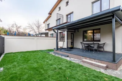 Villa Duplex de Luxe - Odaile Otopeni - 5 Chambres - 2 Salles de Bain - 148m² - foto 17