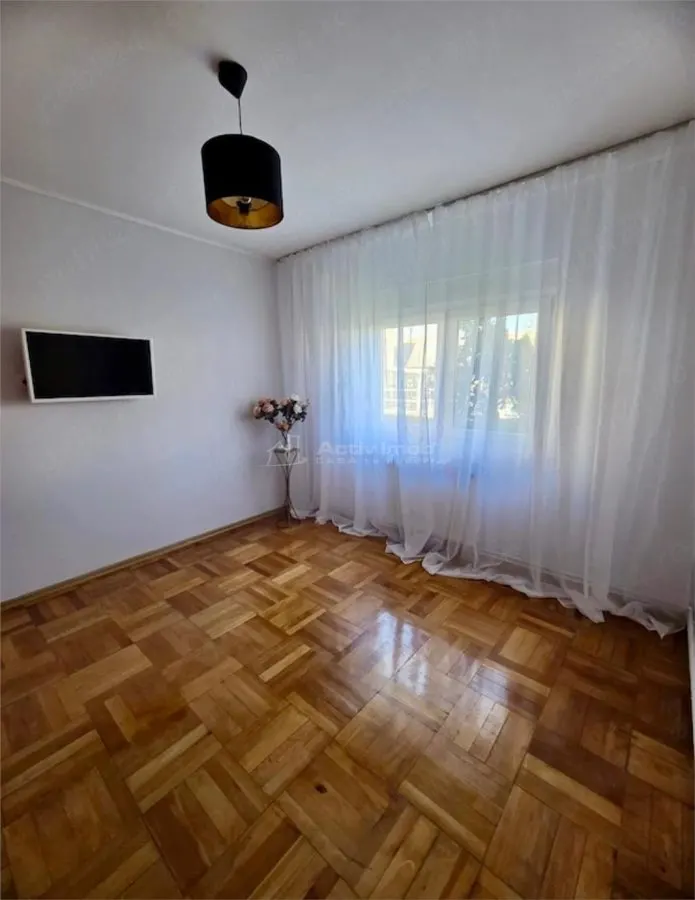 2 cam - zona Vlaicu - foto 1
