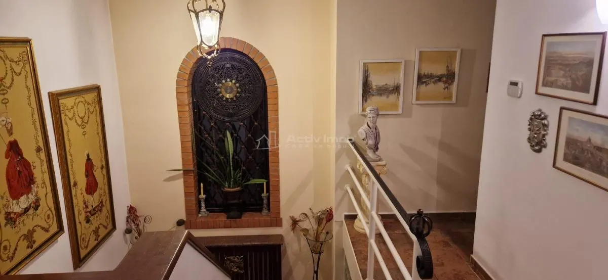 House / villa for sale 480 sqm in Bocsa - foto 23