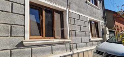 Resita Casa in Duplex Zona Judecatorie Comision 0% Cumparator - Resita