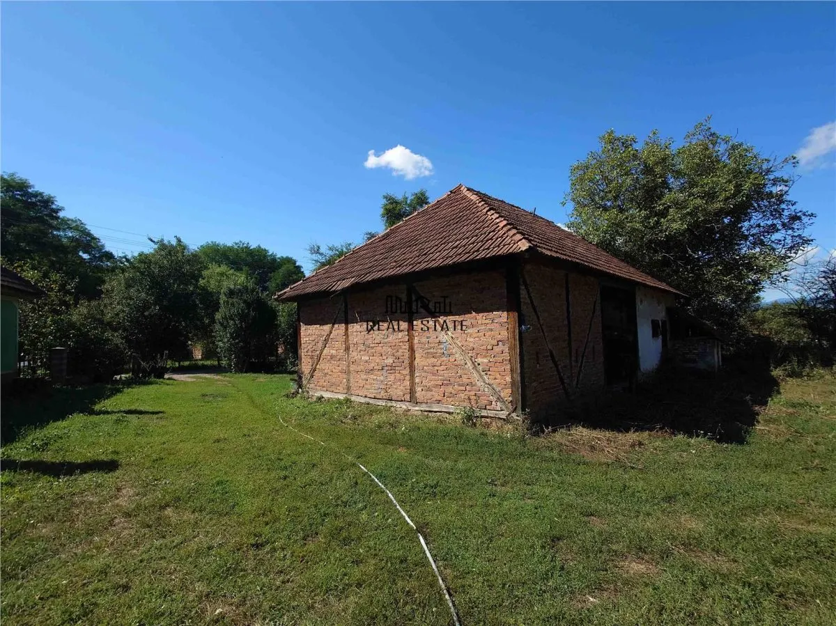 Teren intravilan si cladiri in Lunca - foto 11