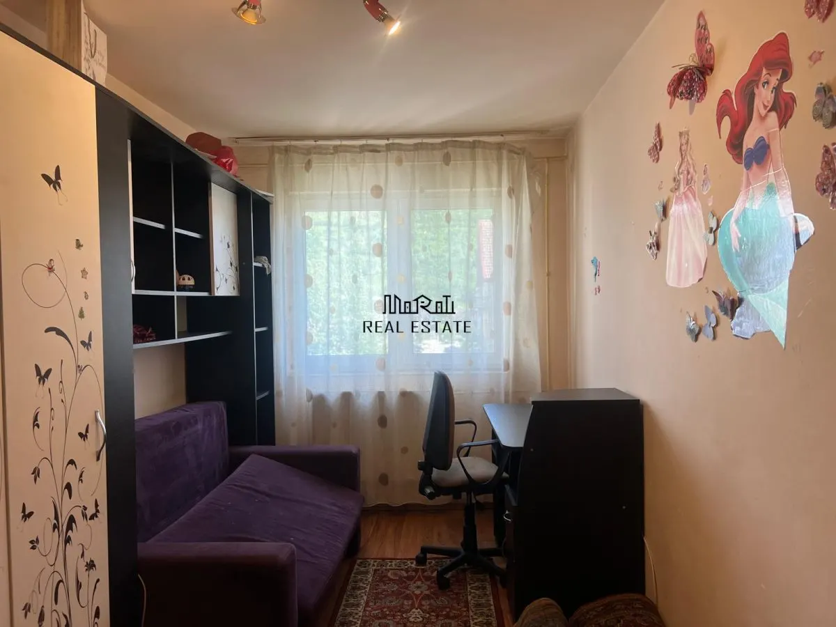 Apartament 3 camere zona linistita - foto 1