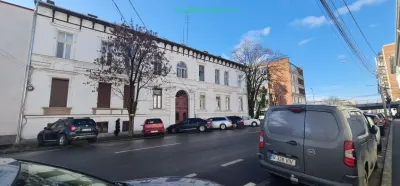 Ansamblu 2 apartamente, central- Podgoria, cladire renovata exterior / interior - Arad