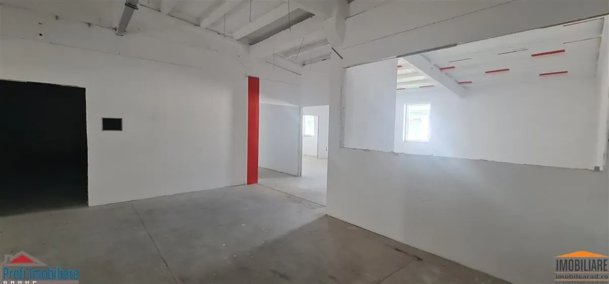Espacio Comercial de 1.000 m², Primera Planta, Zona Aeropuerto - foto 12