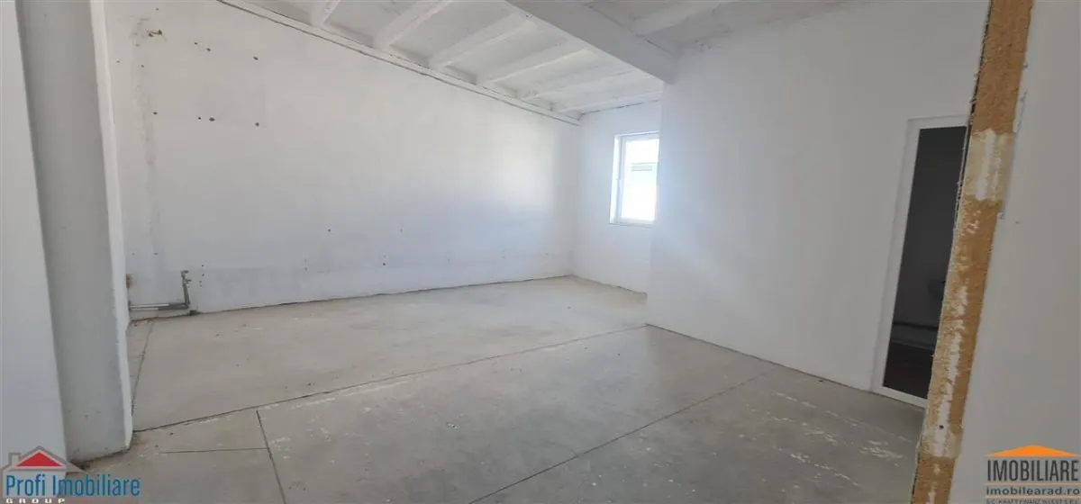 Espacio Comercial de 1.000 m², Primera Planta, Zona Aeropuerto - foto 14