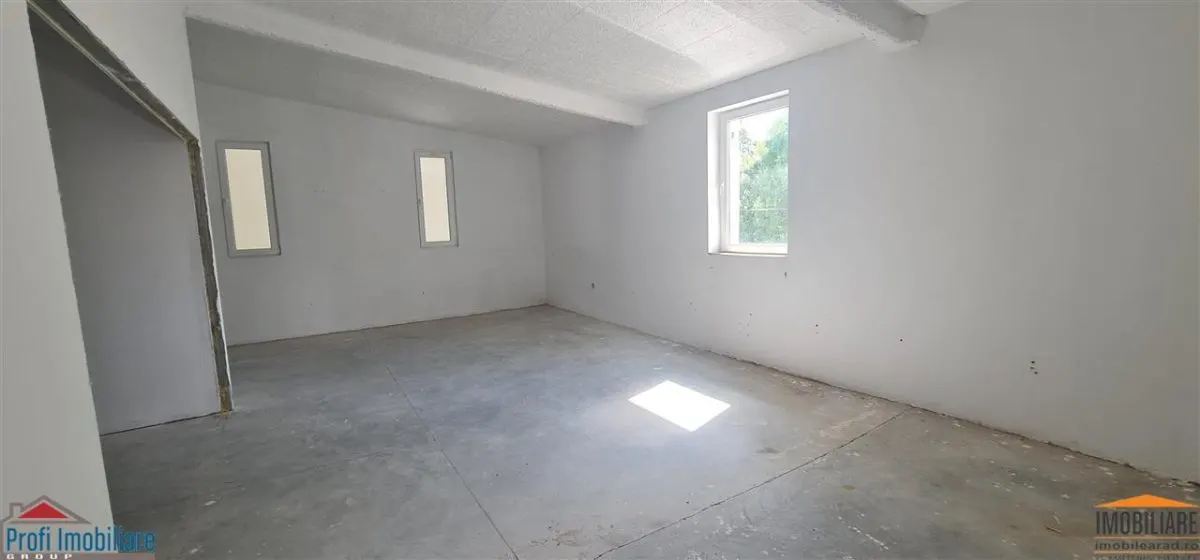 Espacio Comercial de 1.000 m², Primera Planta, Zona Aeropuerto - foto 16
