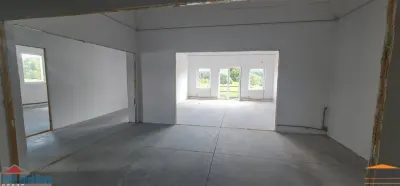 Espacio Comercial de 1.000 m², Primera Planta, Zona Aeropuerto - foto 5