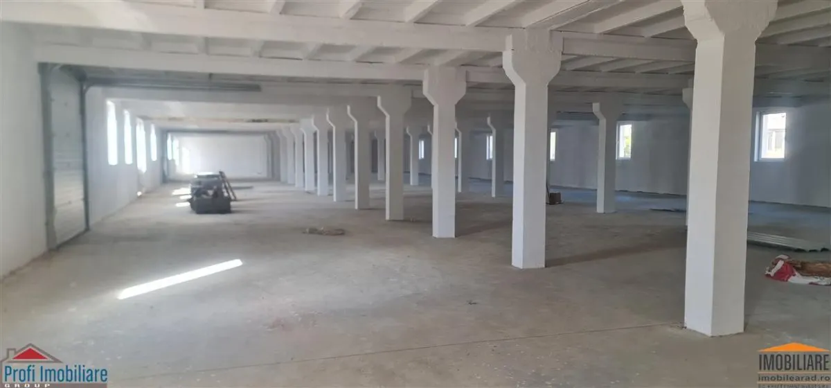 Nave Industrial 500 m², Zona Aeropuerto y Autopista A1 - foto 1