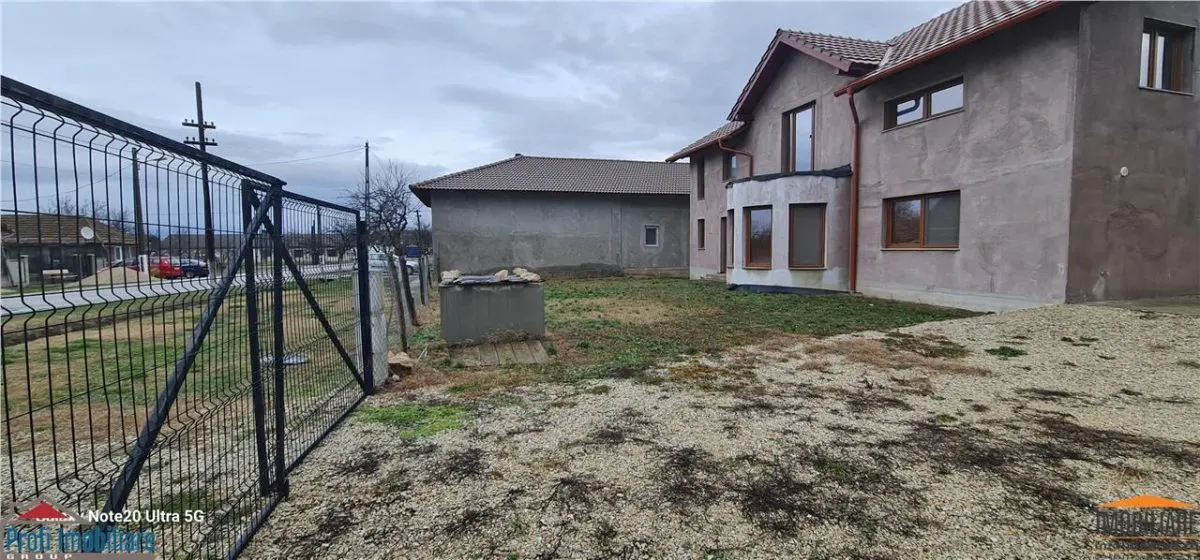 VILA Agrisul Mare-Arad | zona Casoia | 240mp utili 6 camere| Constructie Impunatoare | - foto 21