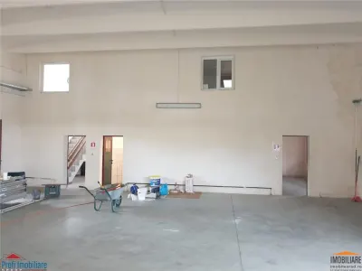 Nave Industrial en Alquiler cerca de A1 hacia Timișoara - foto 9