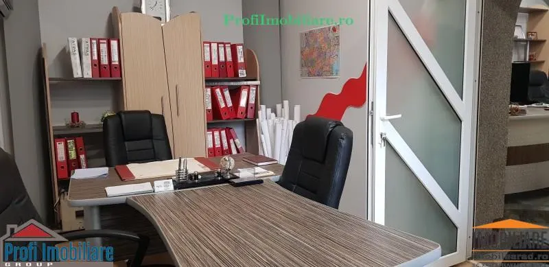 Spatiu comercial pt birouri-salon- cabinet ultracentral Arad - foto 13