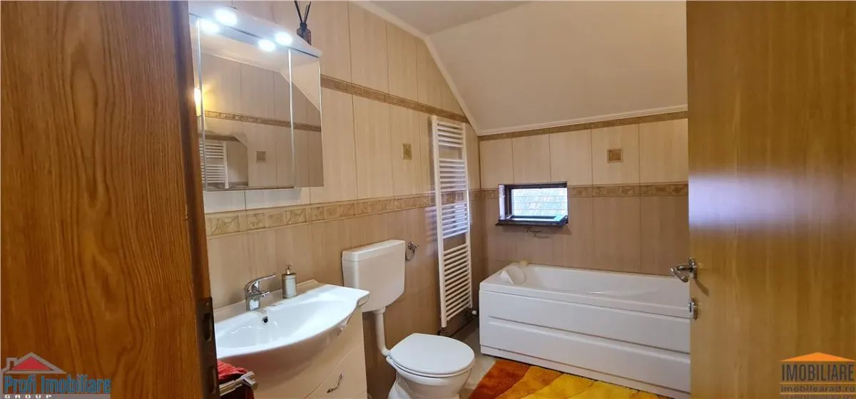 Corner Villa P+M with Enclosed Garage in Bujac, Arad - foto 20