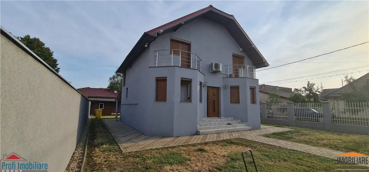 Corner Villa P+M with Enclosed Garage in Bujac, Arad - foto 3